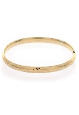 tiny superb gold classic bangle for babies